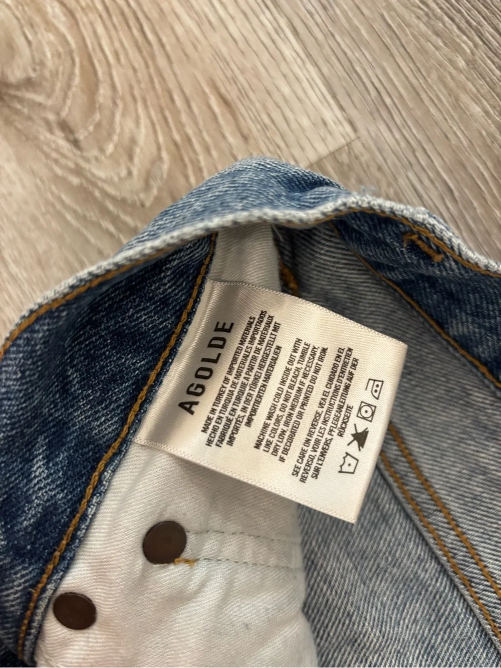 Agolde size 27